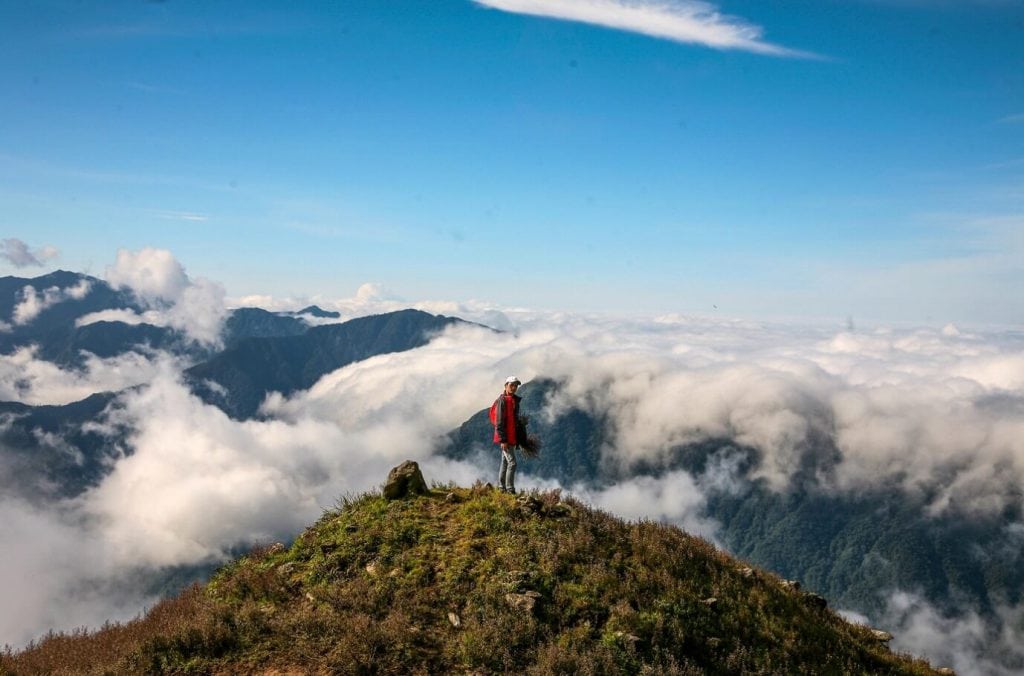 tour trekking leo núi chinh phục và khám phá Tà Chì Nhù