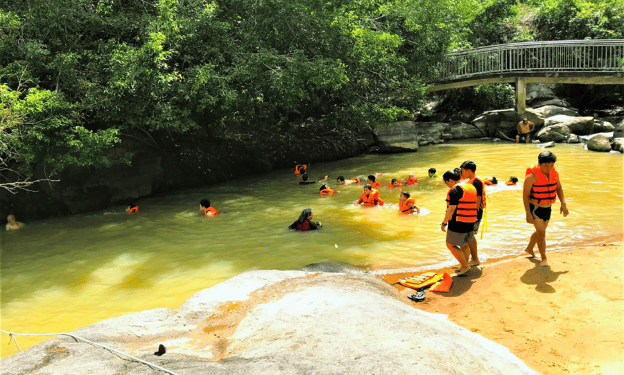 Tour du lịch teambuilding-đào tạo kỹ năng sinh tồn cho trẻ em 2 ngày 1 đêm