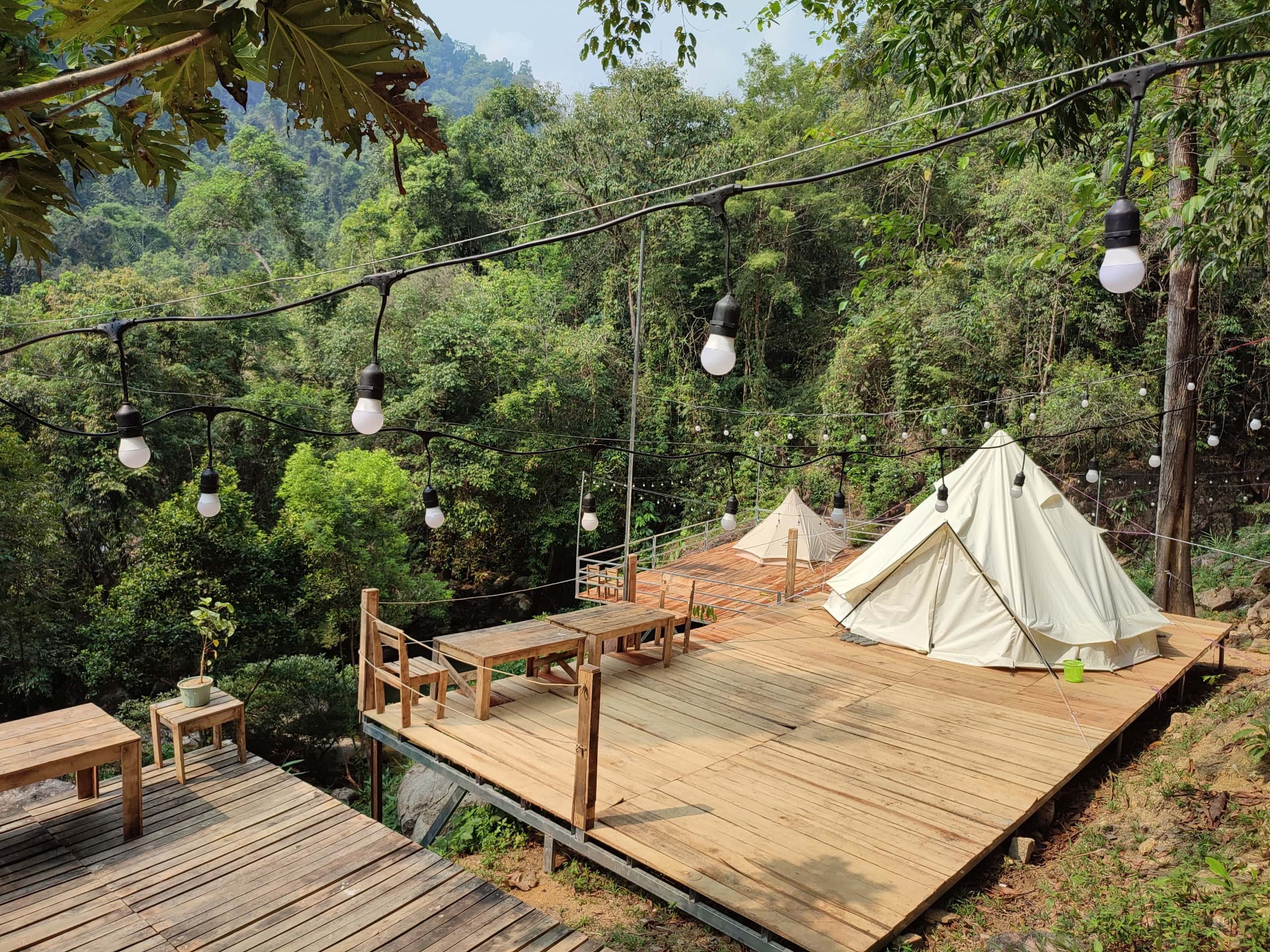 Tour cắm trại tại khu bảo tồn thiên nhiên Hòn Bà, Nha Trang