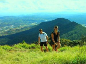 Tour Teambuilding Đà Lạt: Trekking, Leo Núi LangBiang 1 Ngày