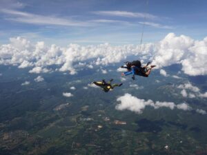 Tour nhảy dù ở Chiang Mai