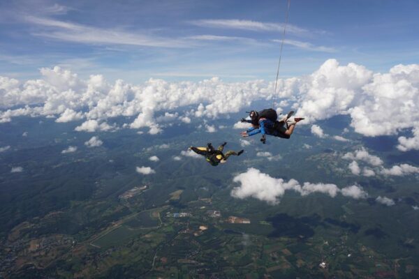 Tour nhảy dù ở Chiang Mai