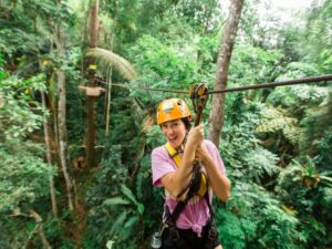 đu dây - trượt zipline ở Hanuman World Phuket 2