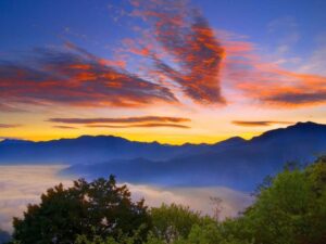 tour leo núi ở Alishan