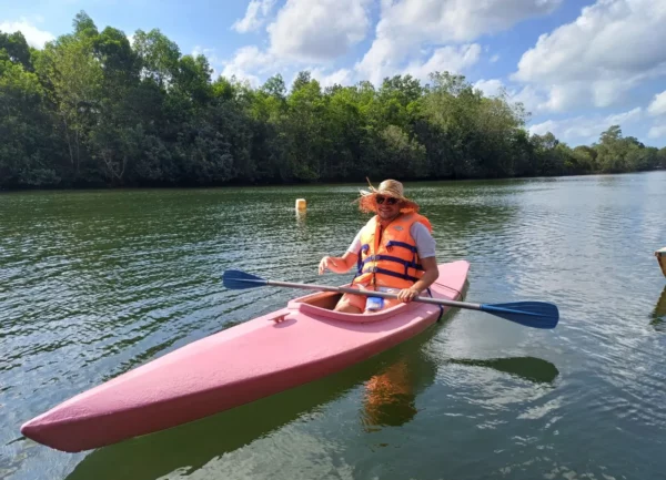 Tour Chèo Thuyền Kayak Ở Phú Quốc Trong 1 Ngày