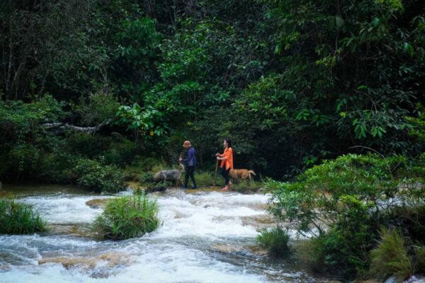 trekking thác Tát Gió