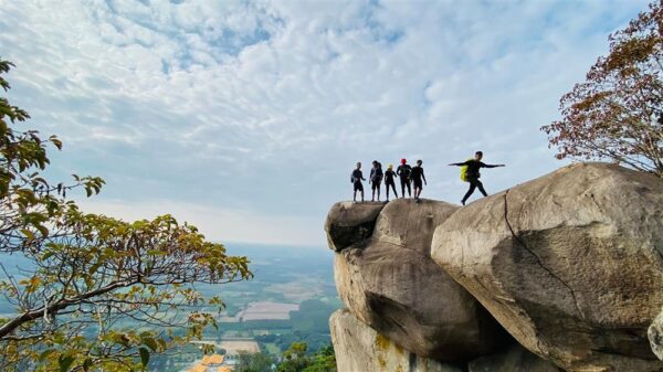 trekking bà đen tây ninh