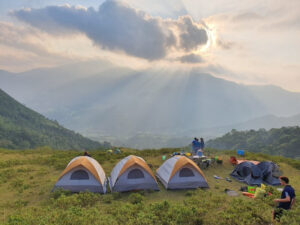 tour trekking Bình Liêu