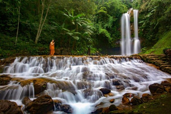 Trekking Am Ngọa Vân