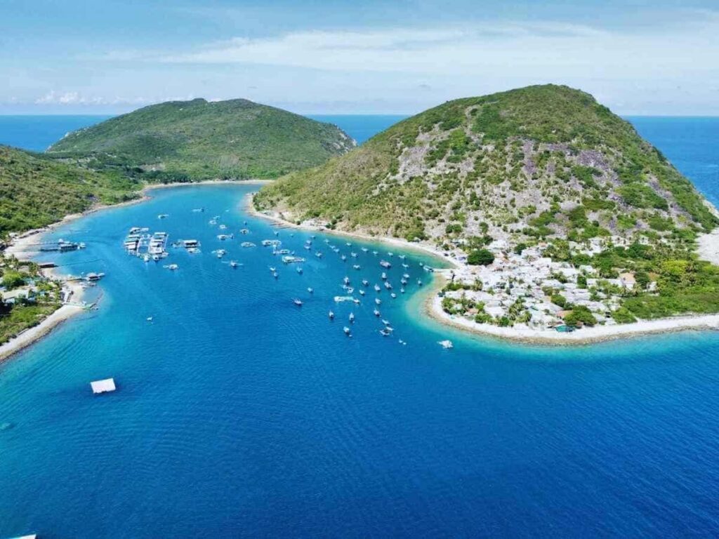 Tour du lịch Nha Trang 2 ngày 1 đêm: trekking, hiking, cắm trại ở đảo Bích Đầm, thiết kế tour riêng, tư vấn 24/7, đặt vé online rẻ hơn mua trực tiếp 15%..