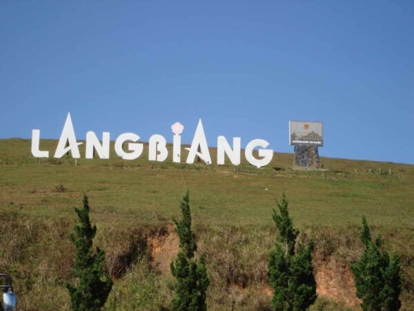 Địa điểm trekking & cắm trại ở Đà Lạt: Langbiang-Thác Tàm Thàm, lịch trình, thiết kế tour riêng & teambuilding, đặt vé online giá rẻ hơn mua trực tuyến 15%