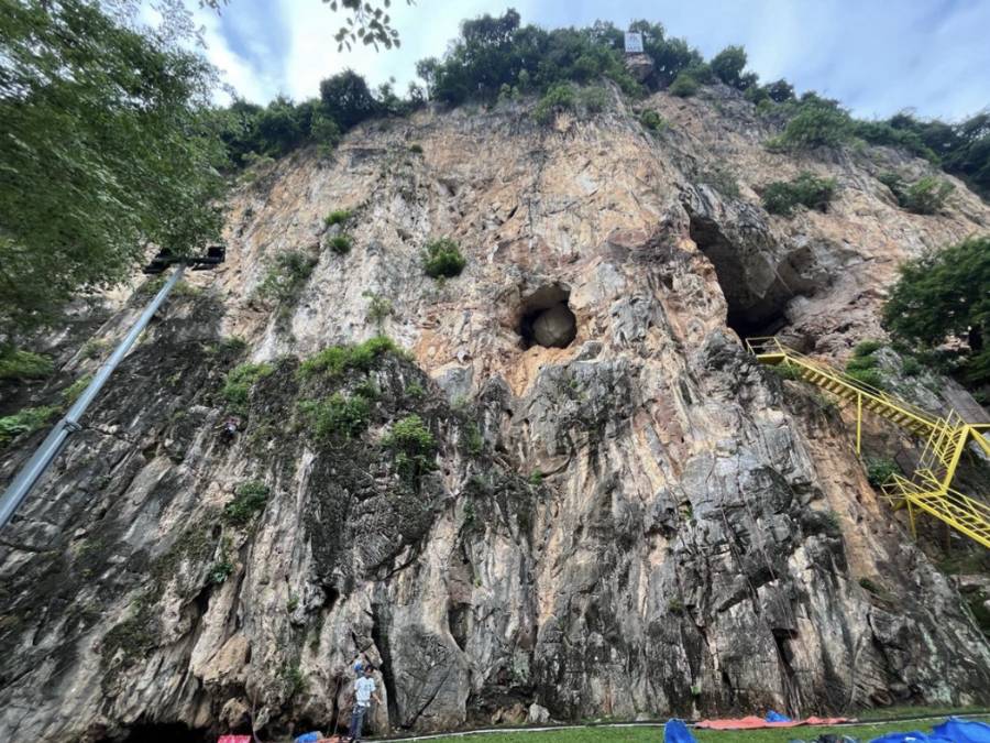 Tour trekking núi Gua Damai, khám phá hang động Batu 1 ngày ở Kuala Lumpur: kinh nghiệm đi du lịch tự túc