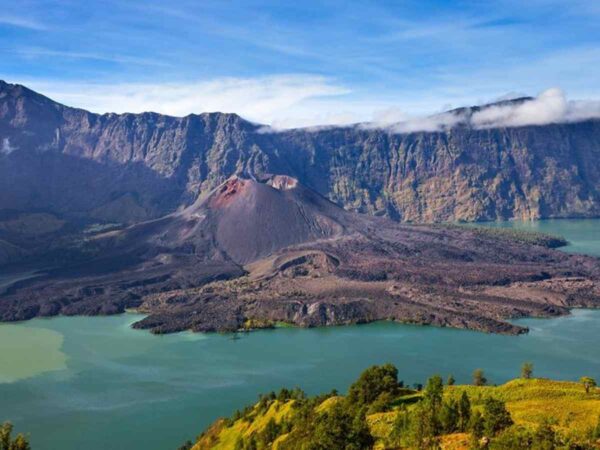 Du lịch ở Lombok, Indonesia: tour trekking, leo núi lửa Rinjani, khởi hành hằng ngày, HDV nhiệt tình, tư vấn 24/7, đặt vé online rẻ hơn mua trực tiếp 15%...
