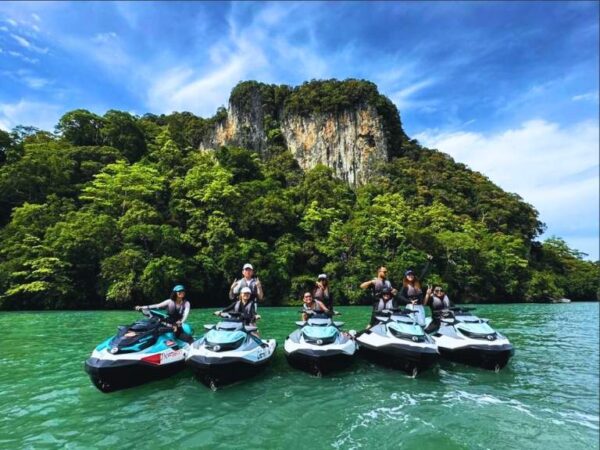 Du lịch bụi đảo Langkawi: tour tự túc 1 ngày lái jet ski, kinh nghiệm lái mô tô nước, HDV uy tín, tư vấn 24/7, đặt vé online giá rẻ hơn mua trực tiếp 15%..