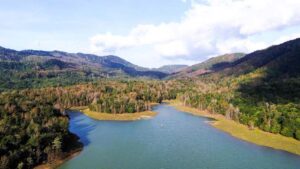 Tour chèo SUP & cắm trại hồ thuỷ điện Rào Quán, du lịch đến các địa điểm nổi tiếng ở Khe Sanh, Quảng Trị