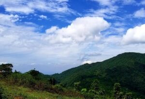 Tour trekking - leo núi ở núi Viên Nam ngay gần Hà Nội thú vị, đi các địa điểm du lịch ở miền Bắc giá cực hấp dẫn