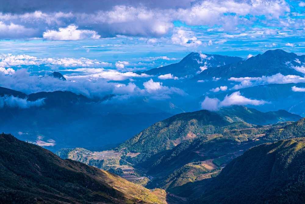 Tour 2 ngày 3 đêm trekking leo núi Nhìu Cồ San ở Tây Bắc Việt Nam giá rẻ