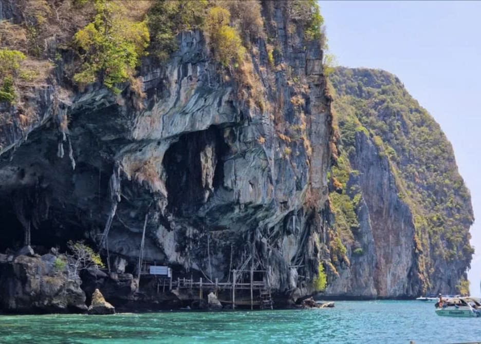 Kinh nghiệm du lịch Krabi với tour 1 ngày, vé lặn biển, đi thuyền đuôi dài đảo Phi Phi và các địa điểm nổi tiếng
