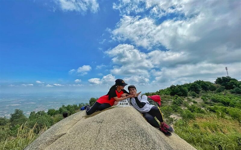 Trekking, leo núi Chứa Chan, chèo SUP, gala dinner Hồ Núi Le tại các địa điểm du lịch Đồng Nai