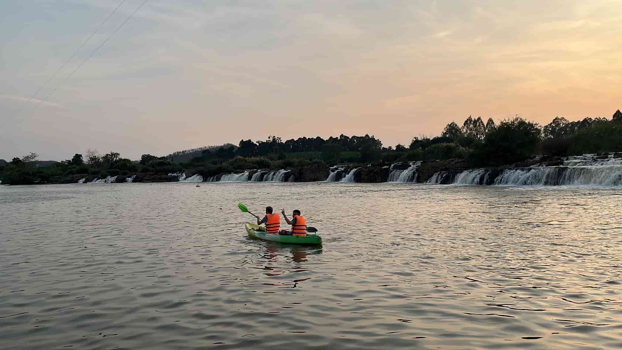 Kinh nghiệm đi tour trekking, đạp xe rừng Gia Canh, trượt zipline khu du lịch sinh thái thác Ba Giọt.